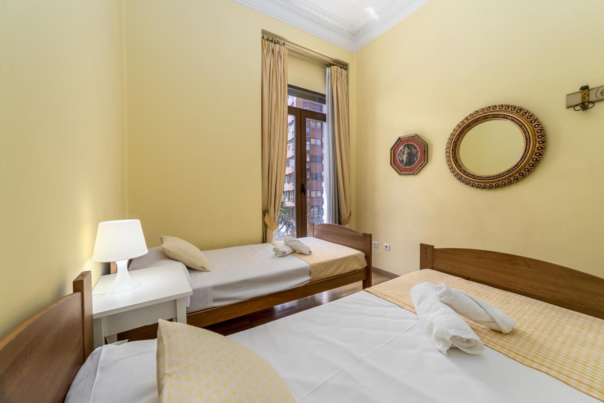 My Loft 4 You Gran Via فالنسيا المظهر الخارجي الصورة